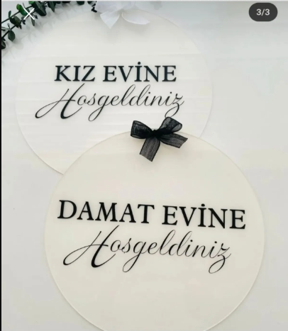 Erzincan Kapı Süsü, Erzincan İsimliği Baskı, Kapı Süsü, Erzincan Kapı Süsü, Düğün Kapı Süsü, Düğün Evi Kapı Süsü, Gelin Evi Kapı Süsü, Damat Evi Kapı Süsü, Gelin Damat Konsept Çeyiz Kapı Süsleri, Çeyiz Kapı Süsü, Damat Evi Kapı Giydirme, Gelin Evi Kapı Giydirme, Doğum Günü Kapı Süsü, Bekârlığa Veda Kapı Süsü, Parti Kapı Süsü, Kına Kapı Süsü, Sünnet Düğünü Kapı Süsü, Pleksi Kapı Süsü, Vinil Kapı Süsü, Misafir Karşılama Kapı Süsü