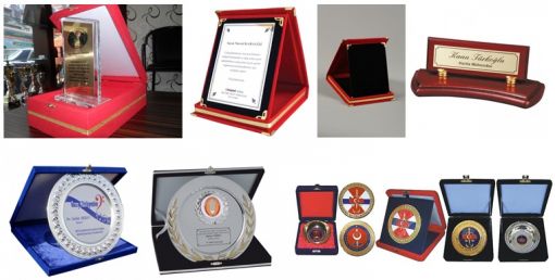  Ödül, Plaket, İstanbul Ödül, Plaket, İstanbul Avrupa Yakası Ödül, Plaket, Beyoğlu Ödül, Plaket, Beşiktaş Ödül, Plaket, Şişli Ödül, Plaket, Kâğıthane Ödül, Plaket, Sarıyer Ödül, Plaket, Fatih Ödül, Plaket, Bakırköy Ödül, Plaket, Bahçelievler Ödül, Plaket, Zeytinburnu Ödül, Plaket, Güngören Ödül, Plaket, Bağcılar Ödül, Plaket, Bayrampaşa Ödül, Plaket, Esenler Ödül, Plaket, Başakşehir Ödül, Plaket, Sultangazi Ödül, Plaket, Gaziosmanpaşa Ödül, Plaket, Eyüpsultan Ödül, Plaket, Küçükçekmece Ödül, Plaket, Avcılar Ödül, Plaket , Beylikdüzü Ödül, Plaket , Esenyurt Ödül, Plaket , Büyükçekmece Ödül, Plaket , Arnavutköy Ödül, Plaket , Çatalca Ödül, Plaket , Silivri Ödül, Plaket , Anadolu Yakası Ödül, Plaket , Üsküdar Ödül, Plaket , Ümraniye Ödül, Plaket , Kadıköy Ödül, Plaket , Ataşehir Ödül, Plaket , Tuzla Ödül, Plaket , Beykoz Ödül, Plaket, Çekmeköy Ödül, Plaket , Sultanbeyli Ödül, Plaket , Sancaktepe Ödül, Plaket , Pendik Ödül, Plaket , Kartal Ödül, Plaket, Maltepe Ödül, Plaket , Şile Ödül, Plaket , Gebze Ödül, Plaket 