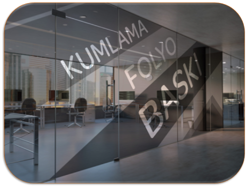 Kumlu Folyo Uygulamaları,Kumlu Folyo Uygulama Hizmetleri, Ofis Cam Bölme Kumlu Folyo Kaplama, Kurumsal Logo ve Desen Kumlu Folyo Uygulaması, Mağaza Vitrini Kumlu Folyo Uygulaması, Kumlu Folyo Cam Giydirme, Tam Kumlu Folyo Kaplama, Mahremiyet Alanı Kumlu Folyo Kaplama Hizmetleri, Mahremiyet Alanı Kumlu Folyo Uygulamaları, Erzincan Ofis Cam Bölme Kumlu Folyo Kaplama